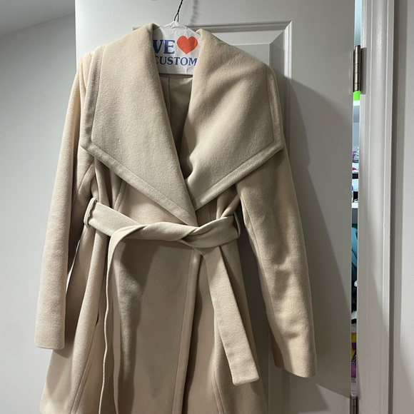 Michaels Jackets & Blazers - Michaels Cream Women's Trench Coat